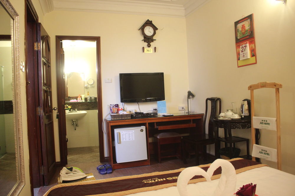 A25 Hotel - 150 Nguyen Thai Hoc Hanoi Eksteriør bilde